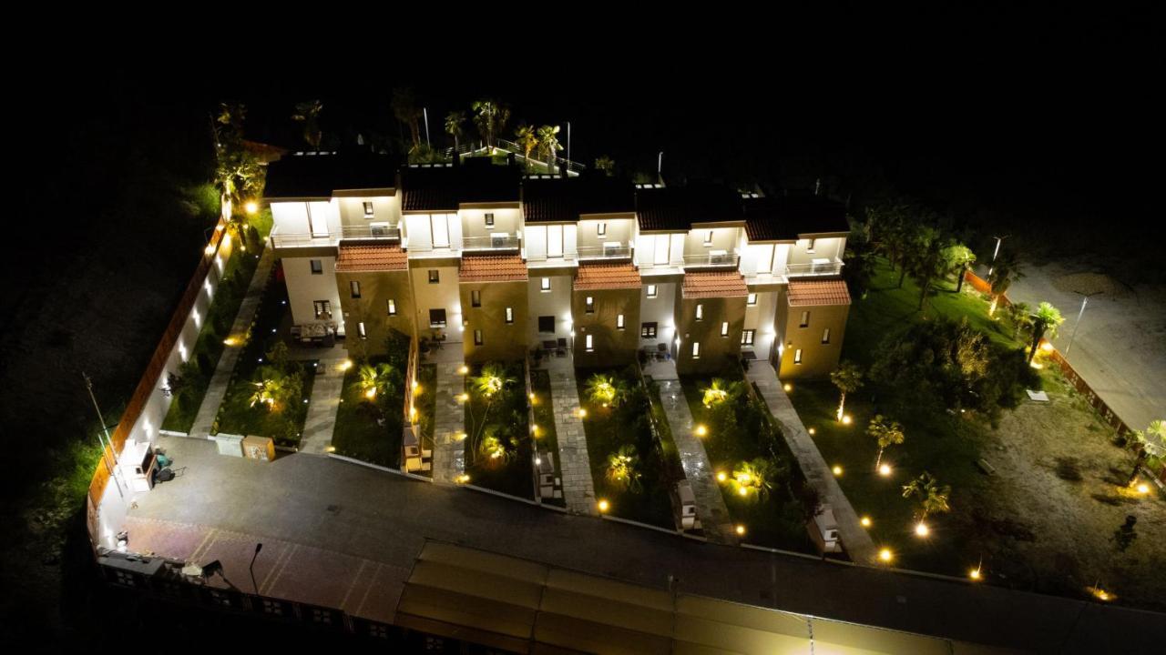 Pefkohori Golden Mountain Beach Villas Exterior photo