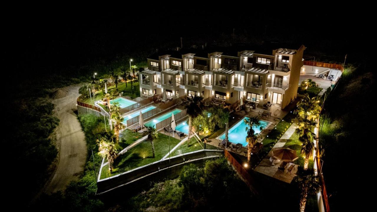 Pefkohori Golden Mountain Beach Villas Exterior photo