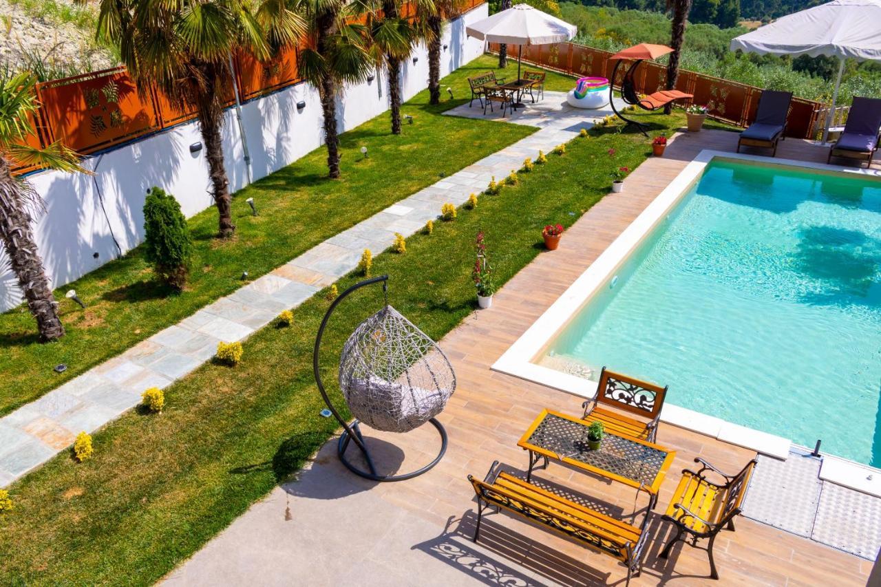 Pefkohori Golden Mountain Beach Villas Exterior photo